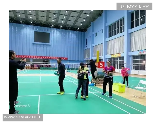 成都羽毛球队选拔赛特别报道见证成长与拼搏的辉煌历程