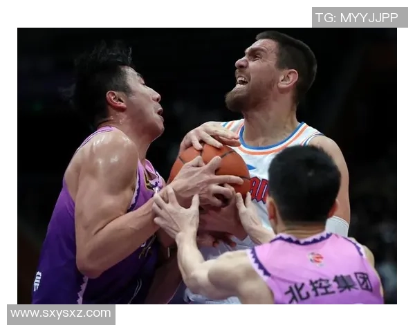 武汉篮球队的个人能力揭秘:从技术到战术的全面分析与探讨 武汉篮球队的个人能力揭秘:从技术到战术的全面分析与探讨